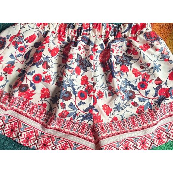 XHILARATION Womens Shorts Multicolored Size Large Red‎ Blue Floral White Boho - Picture 4 of 4